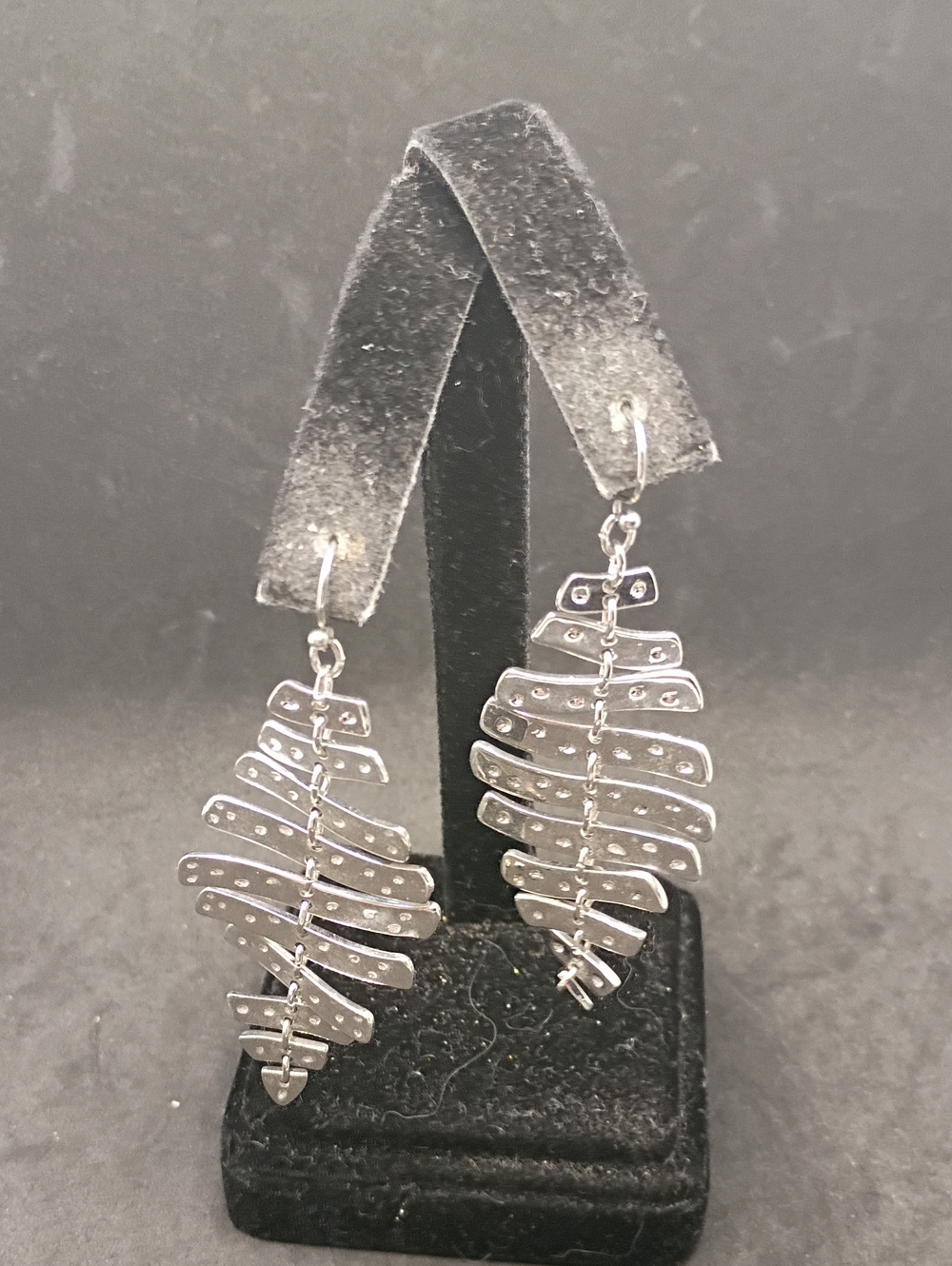 Silver Leaf Dangle Earrings